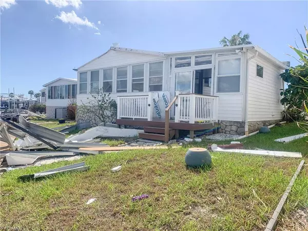 Fort Myers Beach, FL 33931,17611 Bryan CT