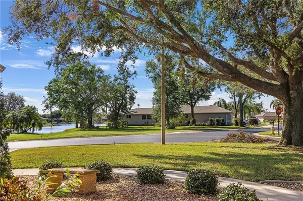 Fort Myers, FL 33912,7800 Woodland Bend CIR