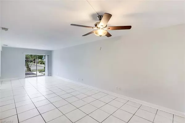 Fort Myers, FL 33919,5860 Whiting CT