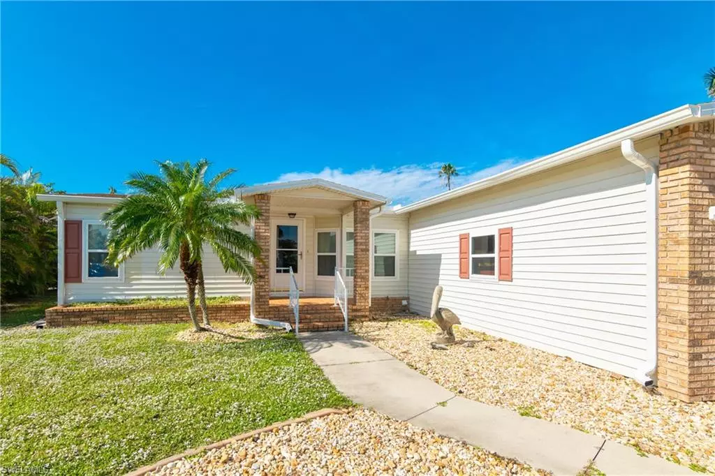 North Fort Myers, FL 33903,19769 Frenchmans CT