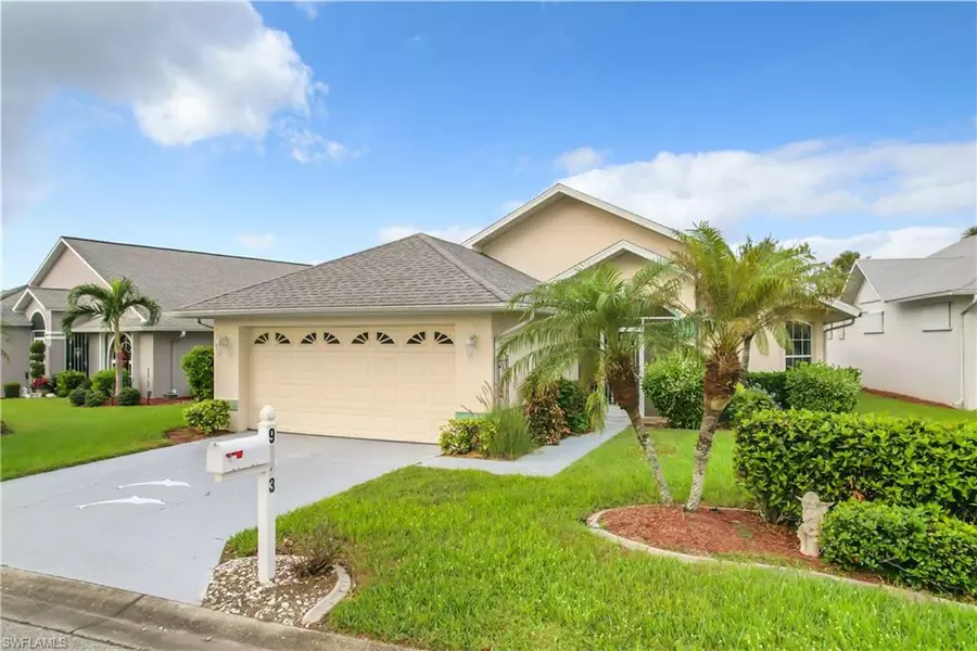 9143 Palm Island CIR, North Fort Myers, FL 33903