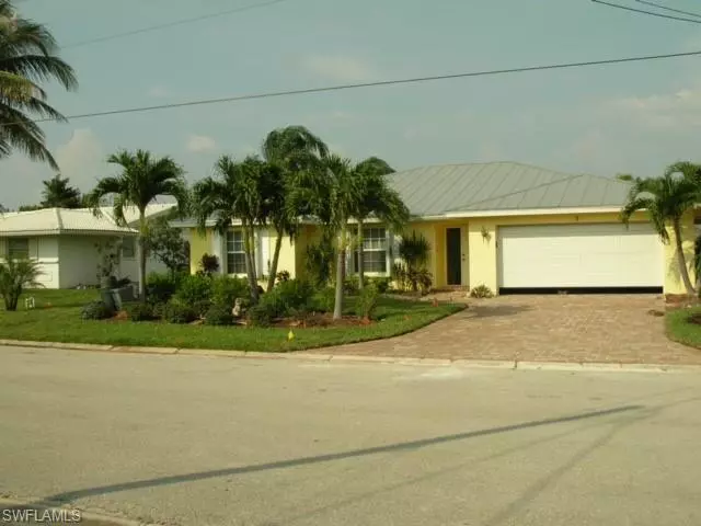 5 Palmview BLVD, Fort Myers Beach, FL 33931