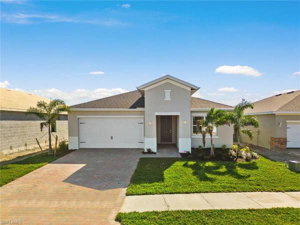 272 Spring Hill Lake LOOP, Cape Coral, FL 33993