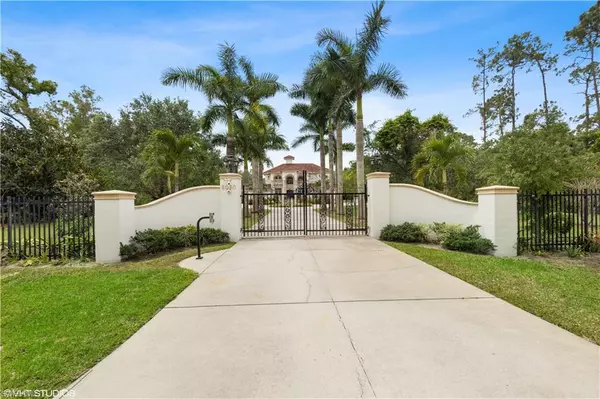 Naples, FL 34116,6080 Napa Woods Way