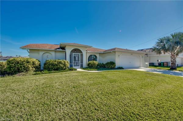 3015 SE 8th AVE, Cape Coral, FL 33904