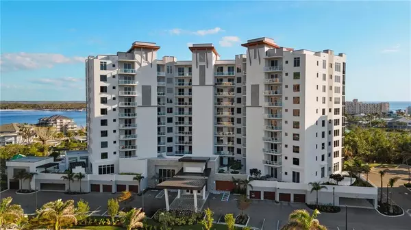 4142 Bay Beach LN #305, Fort Myers Beach, FL 33931