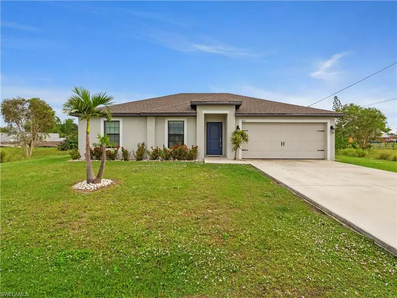 831 Rue Labeau CIR, Fort Myers, FL 33913