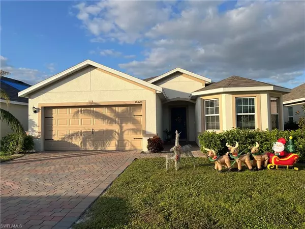 10526 Crossback LN, Lehigh Acres, FL 33936