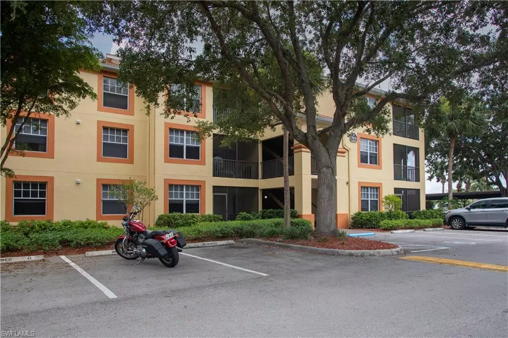 Naples, FL 34119,7915 Preserve CIR #232