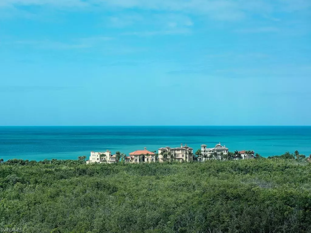 Naples, FL 34108,7515 Pelican Bay BLVD #9A