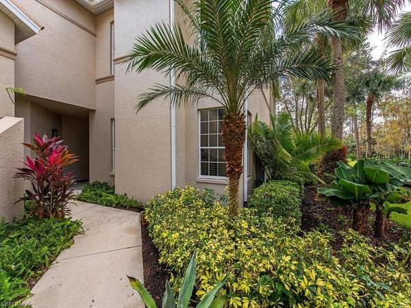 8472 Radcliffe TER #104, Naples, FL 34120