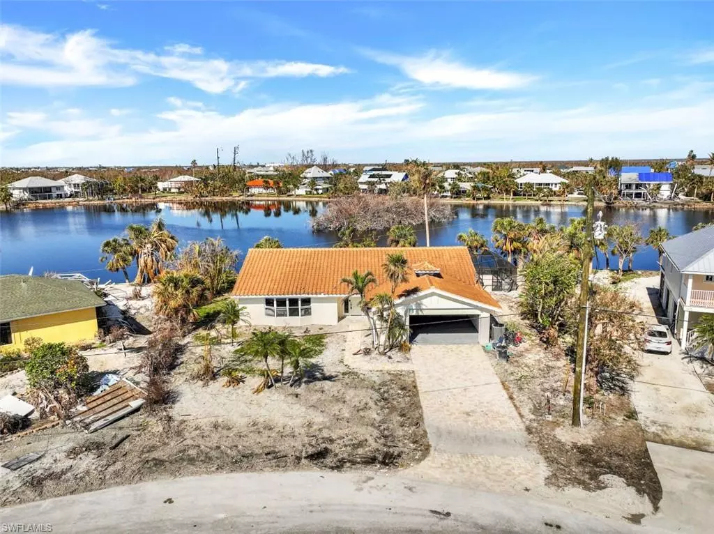 Sanibel, FL 33957,421 Lake Murex CIR