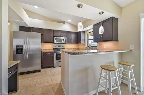 1318 SE 15th ST, Cape Coral, FL 33990