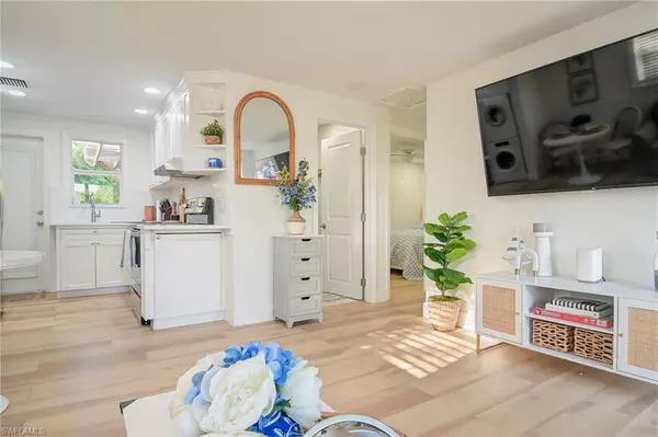 Naples, FL 34113,115 7th ST