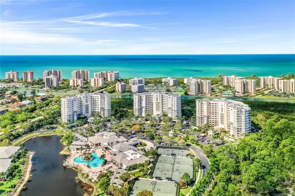 325 Dunes BLVD #704, Naples, FL 34110