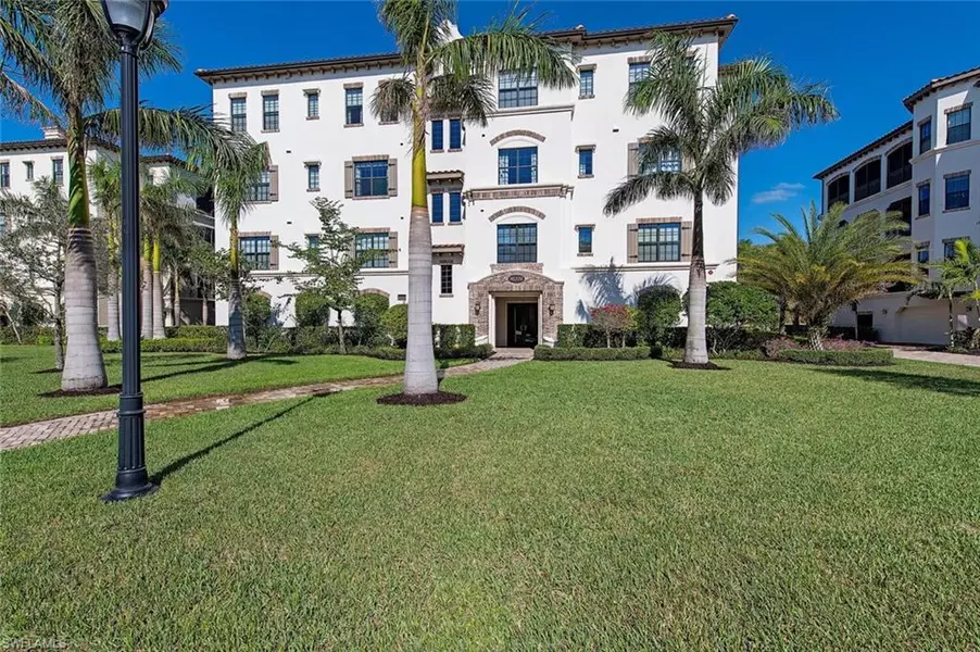 16379 Viansa WAY #201, Naples, FL 34110