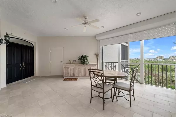 Marco Island, FL 34145,5000 Royal Marco WAY #535