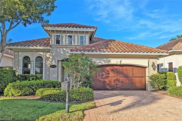 9123 Cherry Oaks LN, Naples, FL 34114