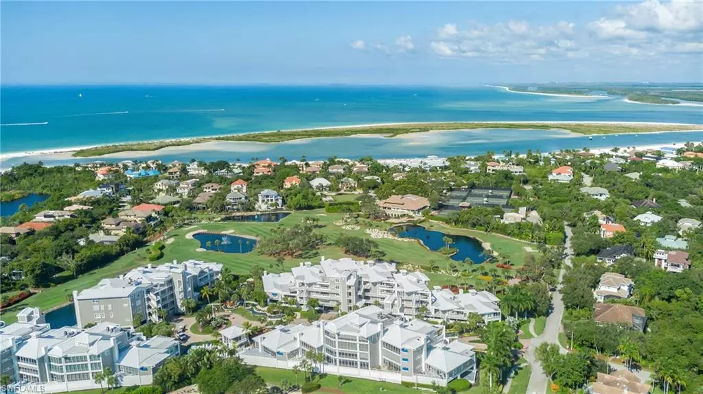 812 Hideaway CIR E #1-111, Marco Island, FL 34145