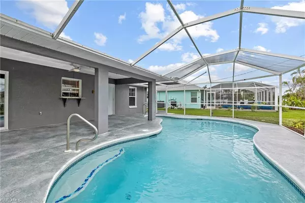 Cape Coral, FL 33990,321 SE 2nd TER