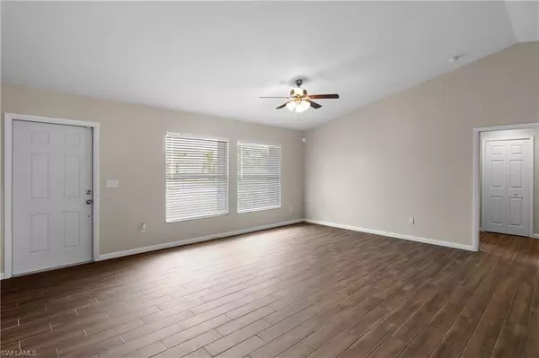 Cape Coral, FL 33990,321 SE 2nd TER