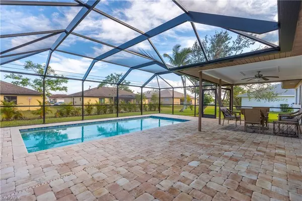 131 SE 7th PL, Cape Coral, FL 33990
