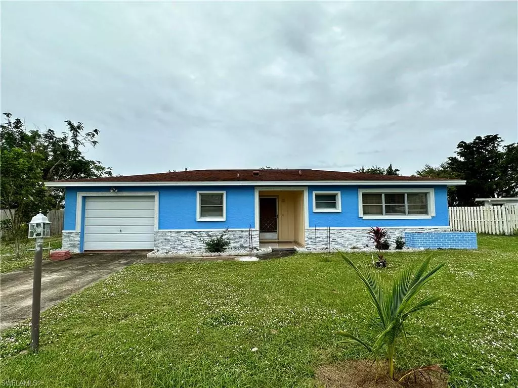 Lehigh Acres, FL 33936,523 Pennview AVE