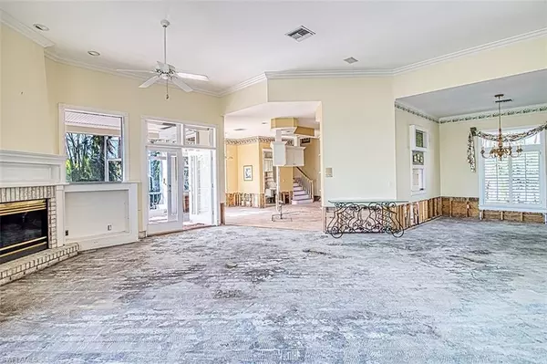 Sanibel, FL 33957,1036 Whisperwood WAY