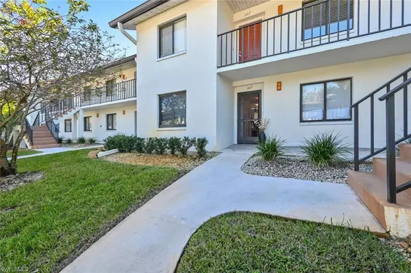 Naples, FL 34113,4987 Pepper CIR #I-107