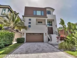 250 Crescent ST, Fort Myers Beach, FL 33931