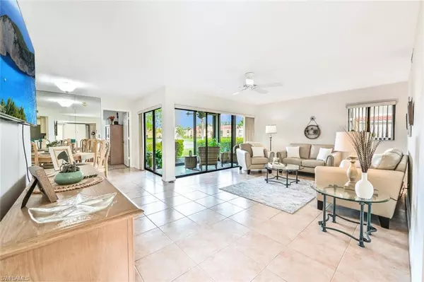 643 Beachwalk CIR #D-101, Naples, FL 34108