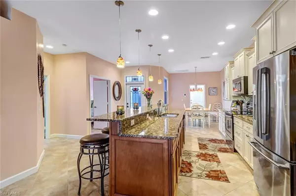 Bonita Springs, FL 34134,3329 Wildwood Lake CIR