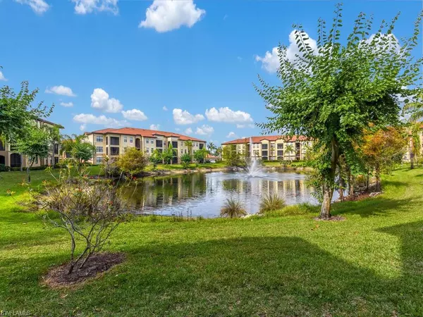 Naples, FL 34105,12970 Positano CIR SW #308