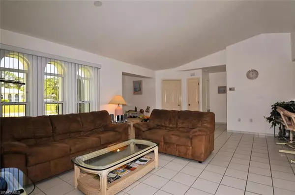 Lehigh Acres, FL 33936,813 McArthur AVE