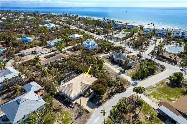 Sanibel, FL 33957,214 Palm Lake DR