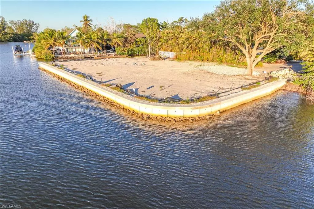 Naples, FL 34104,1545 Avion PL