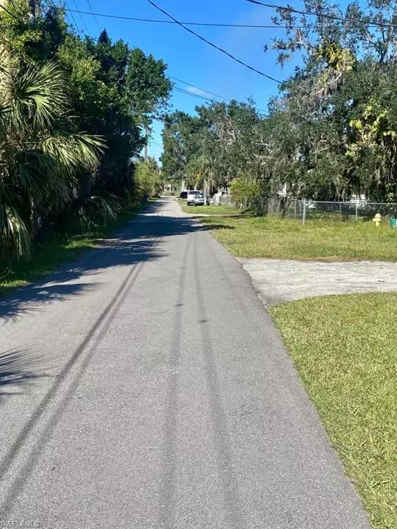 Fort Myers, FL 33905,2246 Marina Park DR