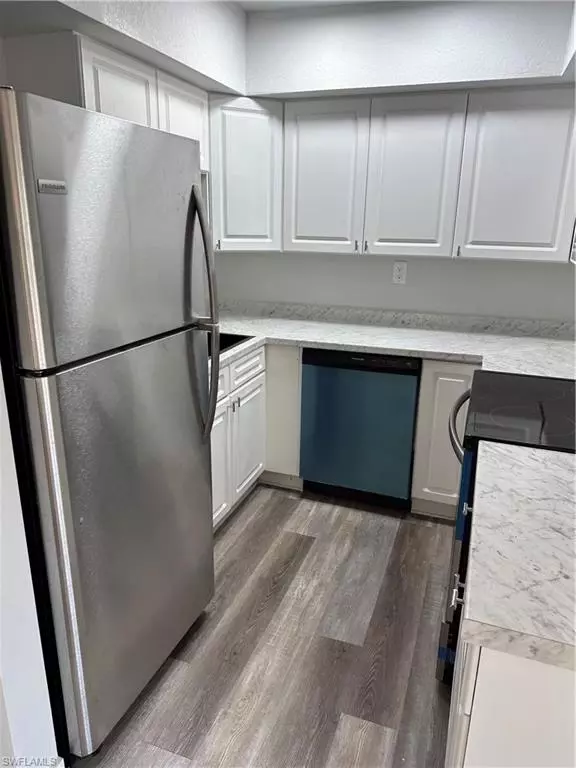 Port Charlotte, FL 33980,22302 Vick ST #215