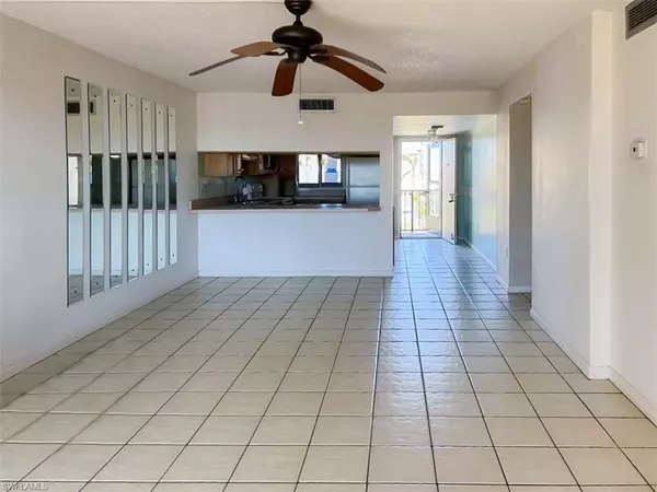 Cape Coral, FL 33904,4280 SE 20th PL #402