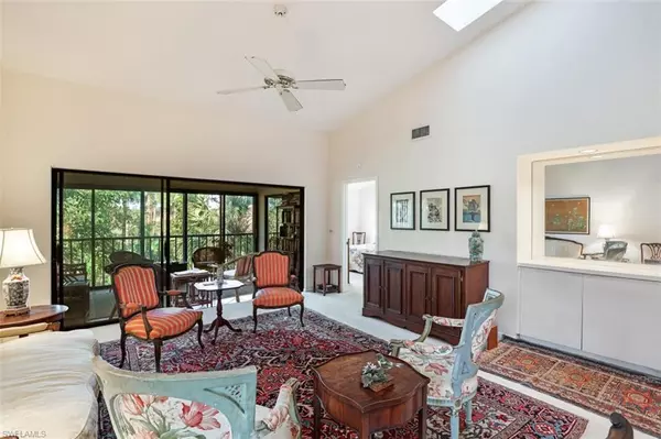 Naples, FL 34110,325 Bay Forest DR #201