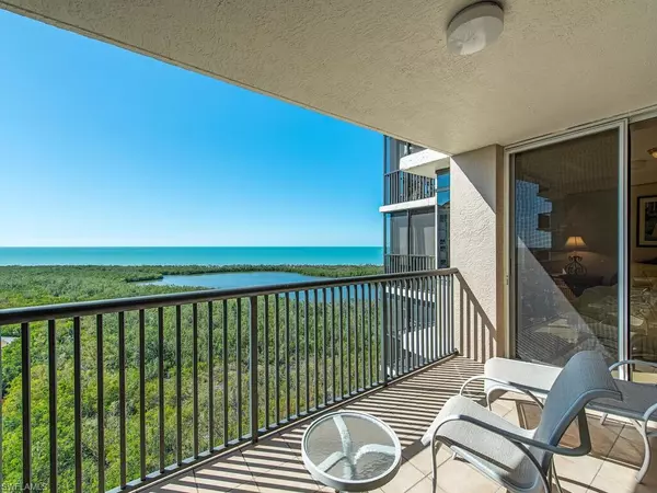 Naples, FL 34108,6825 Grenadier BLVD #1804