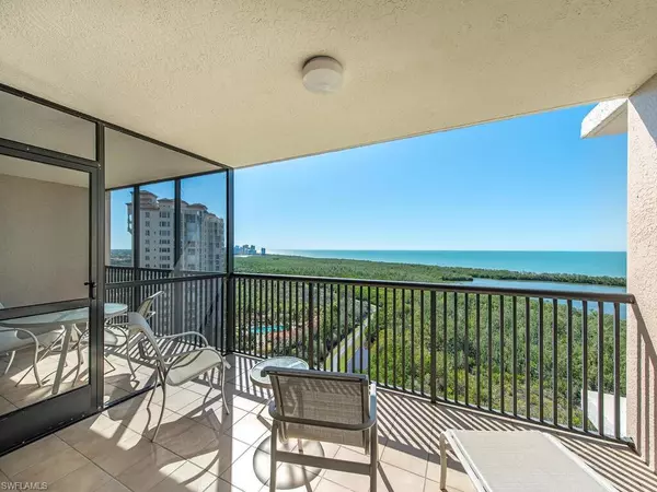 Naples, FL 34108,6825 Grenadier BLVD #1804