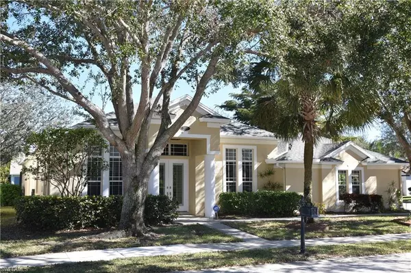 Naples, FL 34119,208 Skipping Stone LN