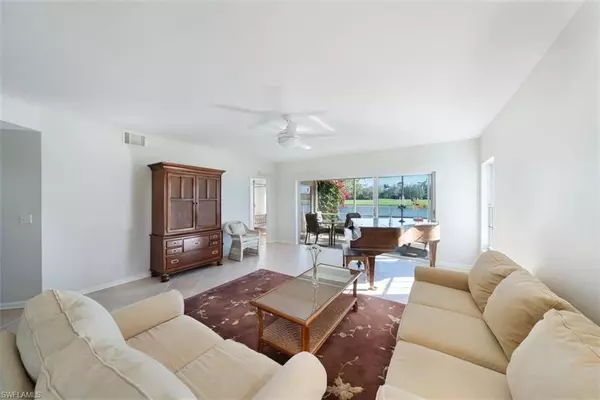 Naples, FL 34119,6260 Bellerive AVE #4-401