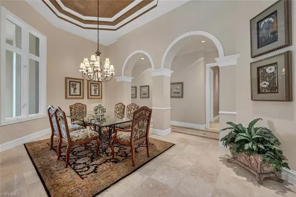 Naples, FL 34119,5817 Glenholme CIR