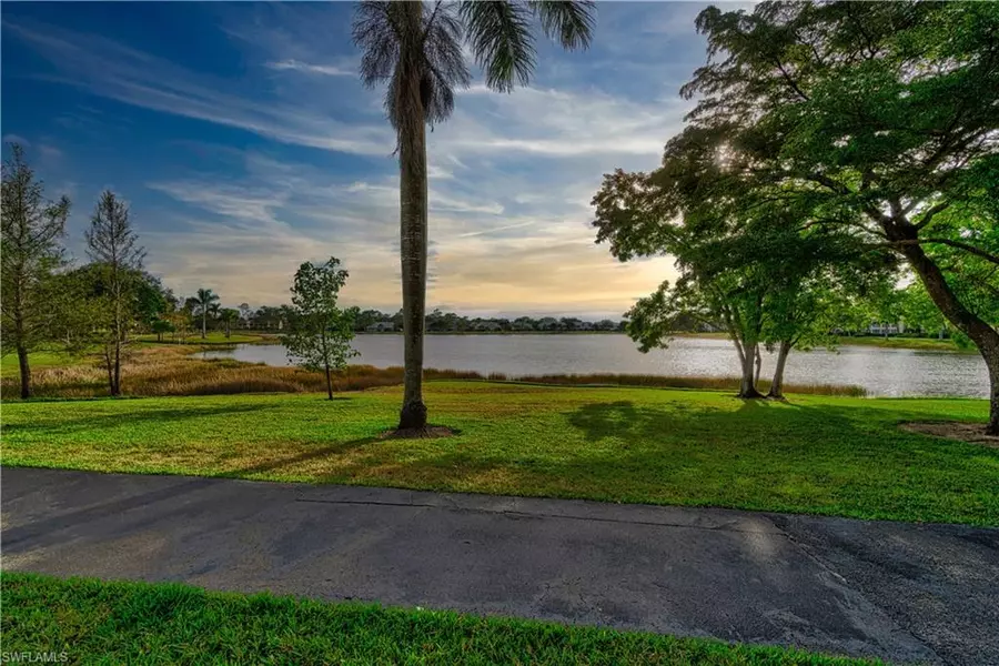 3070 Kings Lake BLVD #7515, Naples, FL 34112