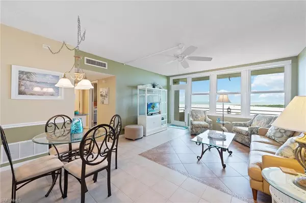 Marco Island, FL 34145,240 Seaview CT #402