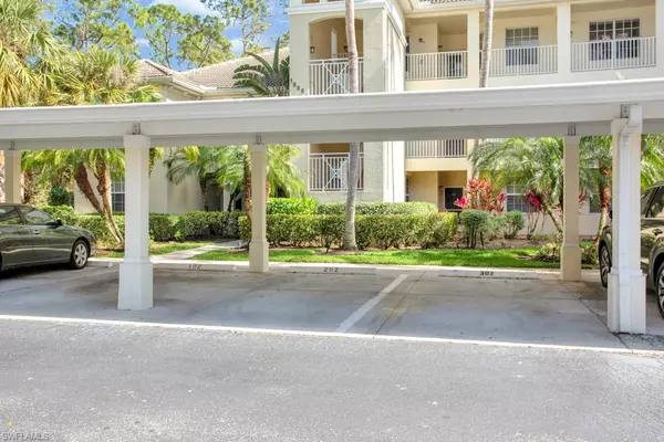 Naples, FL 34119,1886 Tarpon Bay DR S #1-302