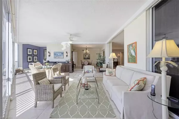 Marco Island, FL 34145,5000 Royal Marco WAY #831