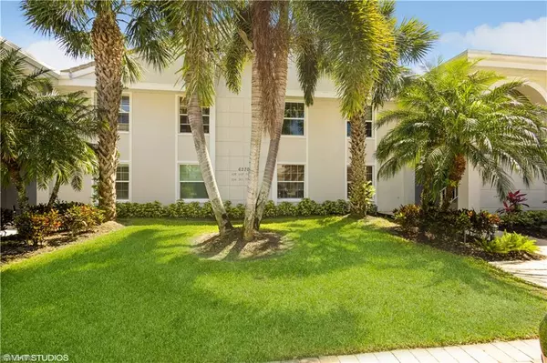 6270 Bellerive AVE #3-302, Naples, FL 34119